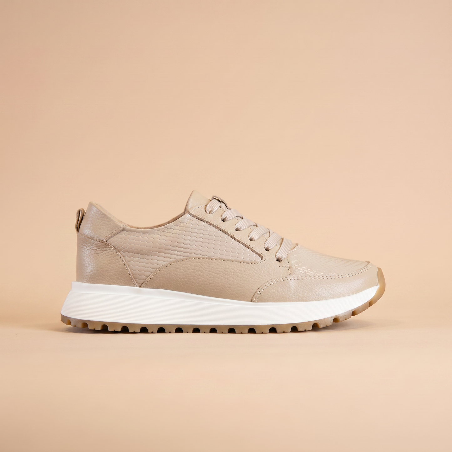 Tenis Cuero Capuchino · D2126
