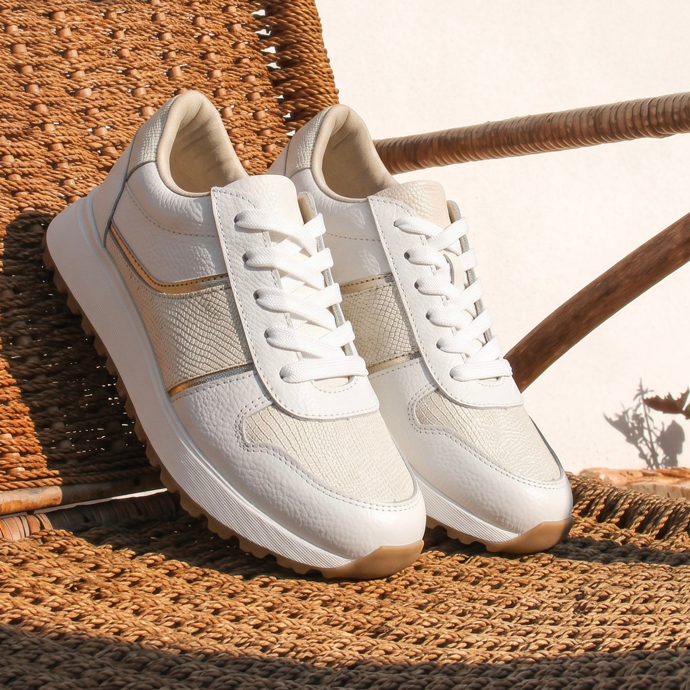 Tenis Cuero Talco · D3847