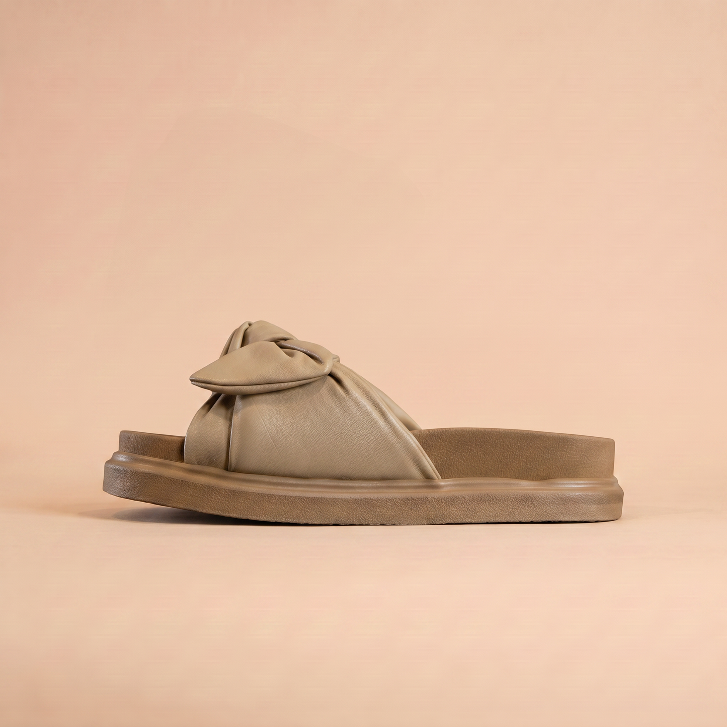 Canoa Cuero Capuchino · D3999