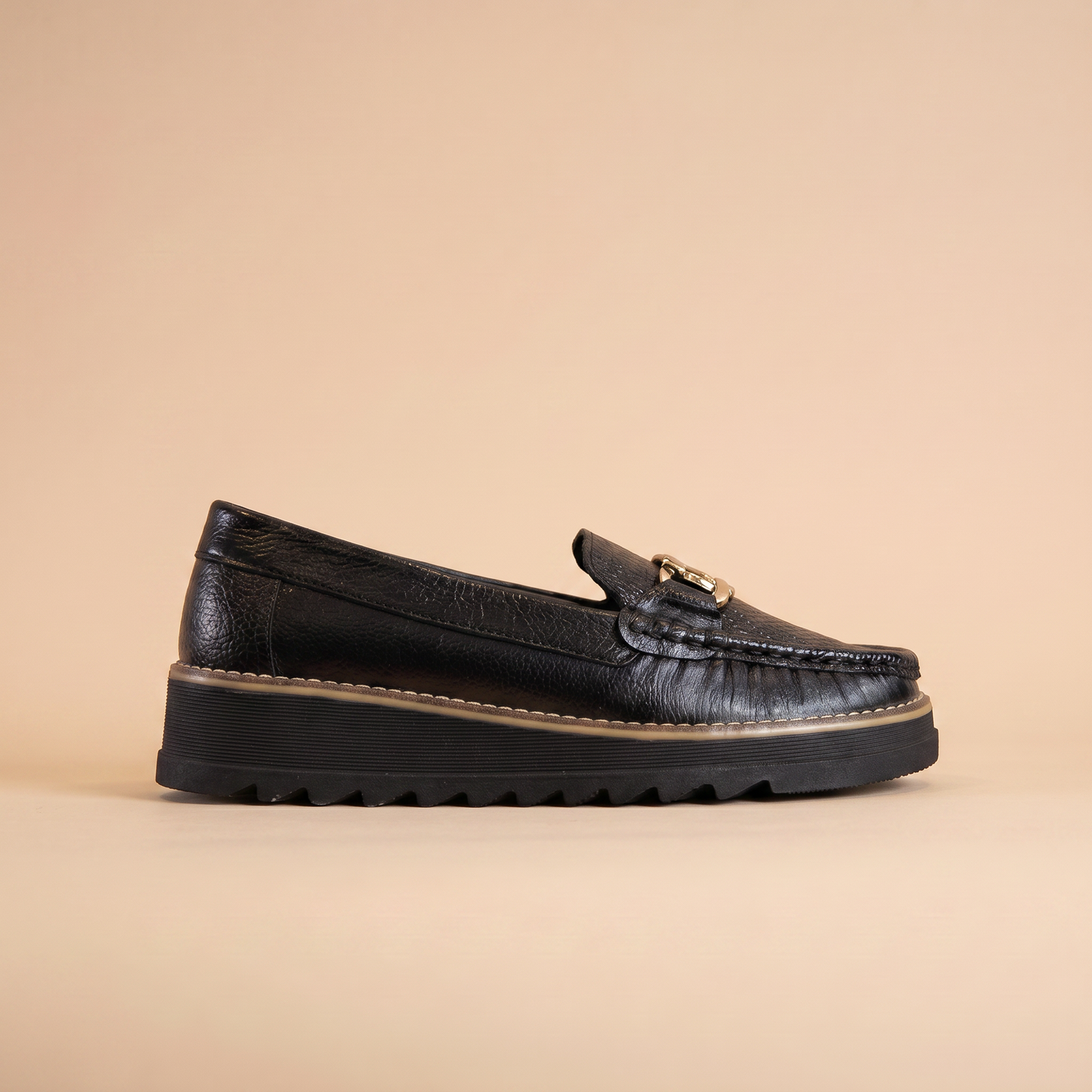 Mocasín Cuero Negro · D3845