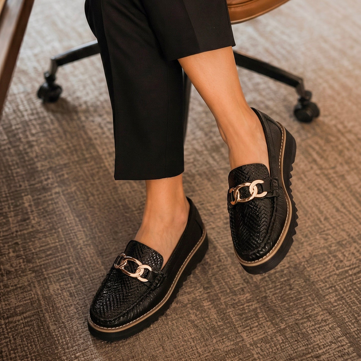 Mocasín Cuero Negro · D3845