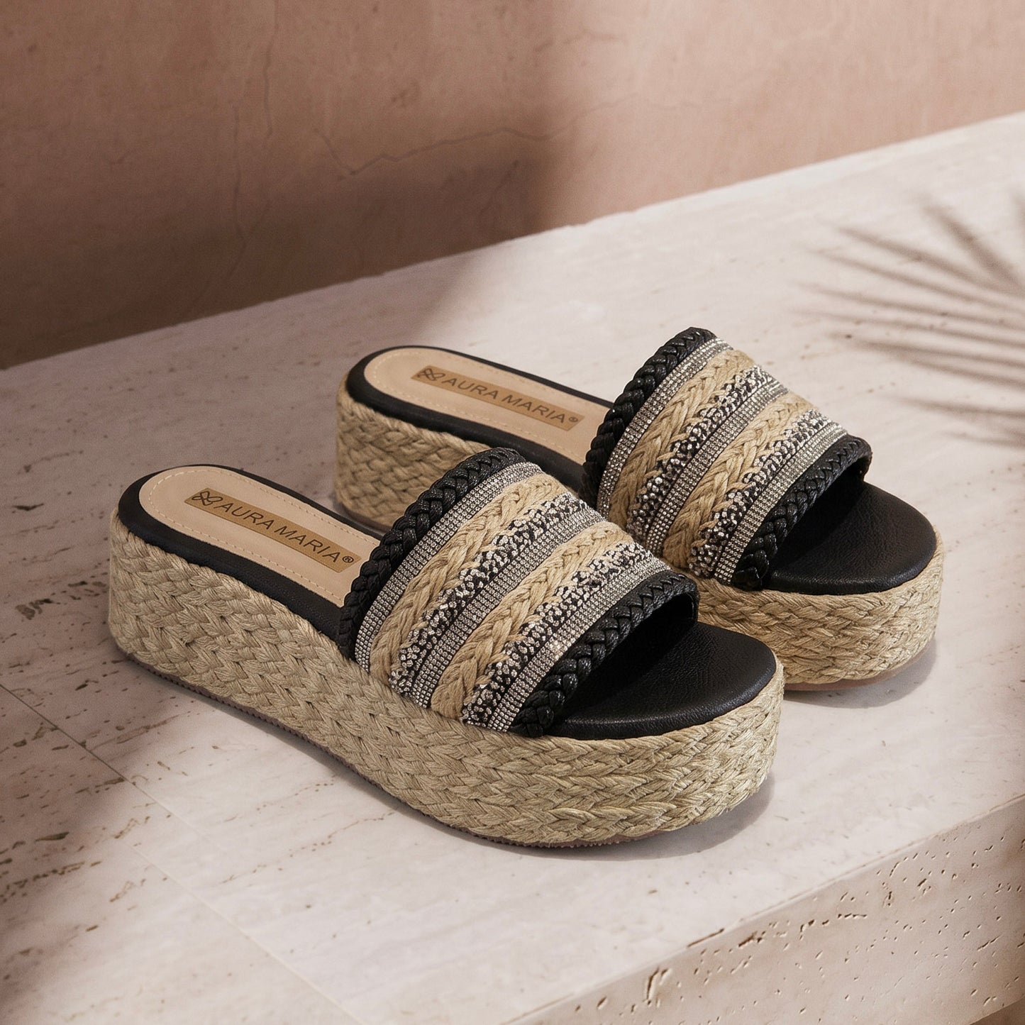 Planta 3 1/2 Sintético Negro · D4393